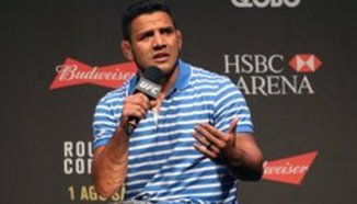 Dana White: Rafael dos Anjos ще се бие с Tyron Woodley 