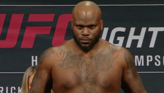 Derrick Lewis се подигра с Francis Ngannou