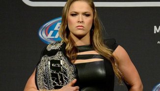 Ronda Rousey: Не съм подписвала с WWE