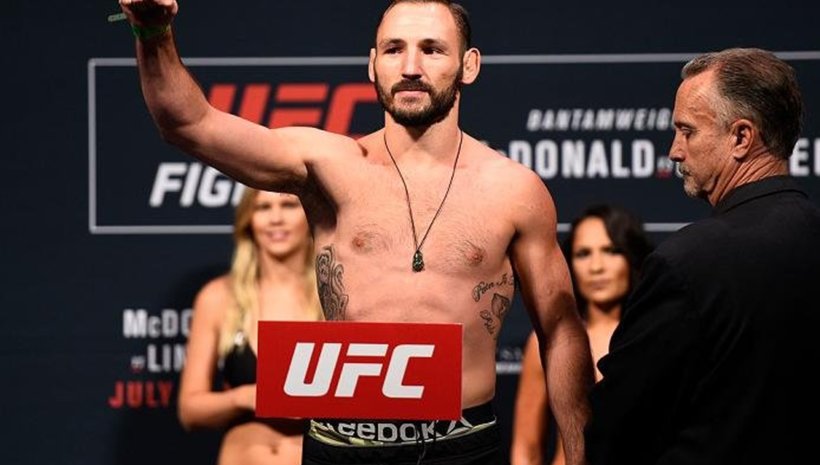 Gilbert Burns срещу  Lando Vannata на UFC on FOX 29