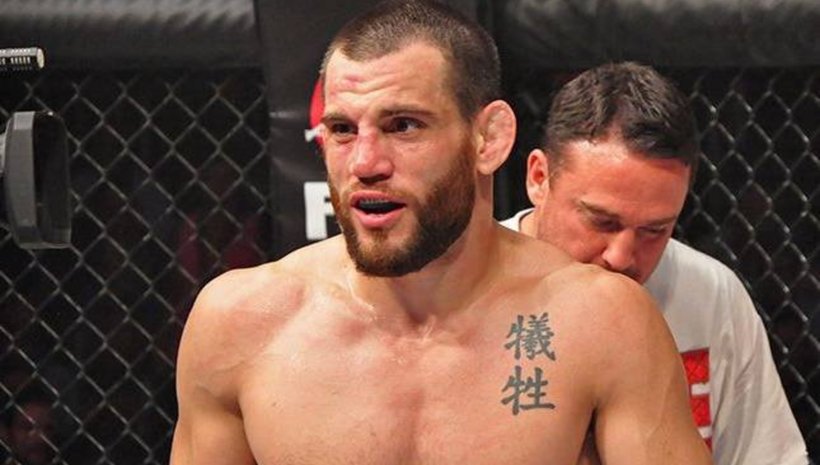 Jon Fitch подписа с Bellator