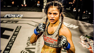 Cynthia Calvillo нападна Атлетическата комисия