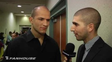 Junior dos Santos изненадан след UFC 121