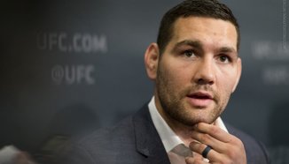 Chris Weidman се подлага на нова операция