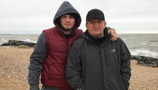 Бащата на Khabib: Ще настояваме за нова битка с Ferguson