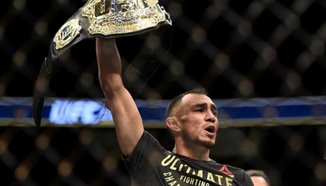 Tony Ferguson: UFC не трябва да ми взима титлата заради контузия