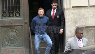 Conor McGregor напусна полицията с белезници