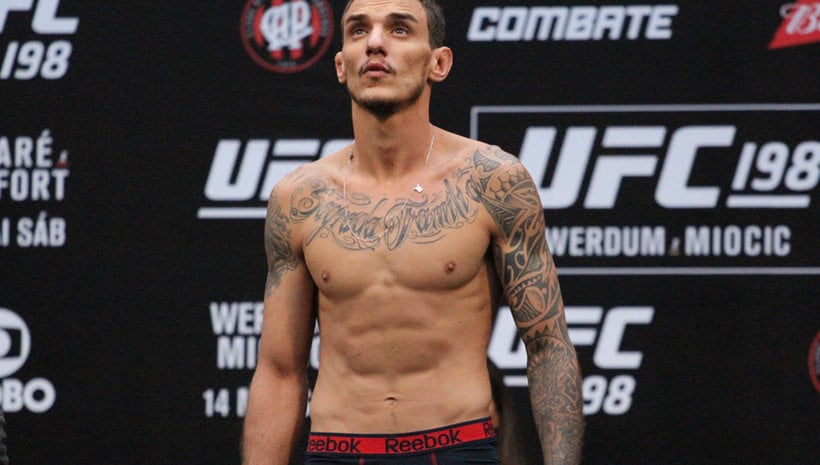 Renato Moicano с доминантна победа над Calvin Kattar	