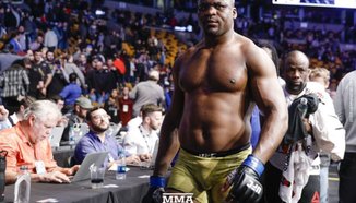 Francis Ngannou: Derrick Lewis е загубеняк