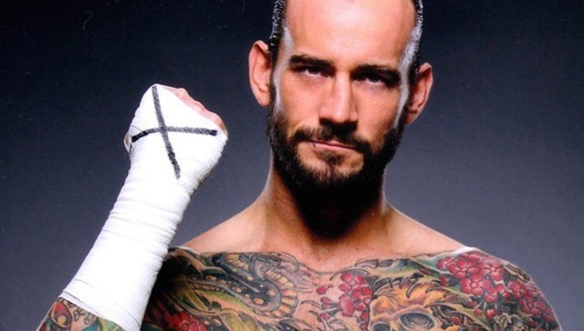 Rumble Johnson се подигра на CM Punk