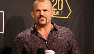 Chuck Liddell се завръща и иска Jon Jones 