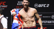 Michael Bisping за малко да се потроши на UFC Liverpool 