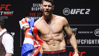 Michael Bisping за малко да се потроши на UFC Liverpool 