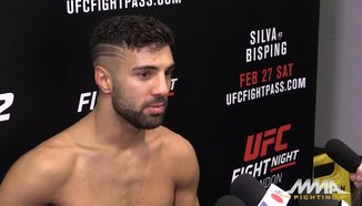 David Teymur победи Nik Lentz