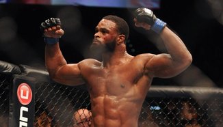 Tyron Woodley иска по 10 000 долара от Covington за всеки опит за събаряне 