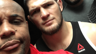 Khabib Nurmagomedov: Miocic и Cormier са 50 на 50, но сърцето ми е за Cormier