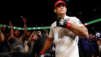 Junior dos Santos обещава вълнуваща битка