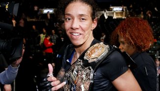 Germaine de Randamie предизвика Raquel Pennington