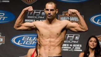 Mike Swick срещу David Mitchell в UFC Fight for the Troops 2