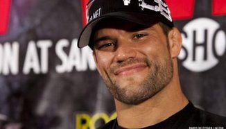 Josh Thomson срещу Tatsuya Kawajiri в Dynamite!! 2010