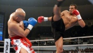 Badr Hari се завръща на ринга на 14-ти май