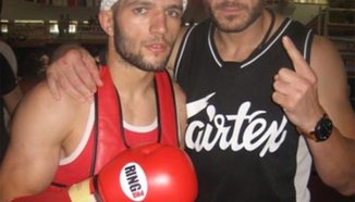 Муай тай шампионът Веселин Веселинов: "Никога не излизам без Българския флаг"