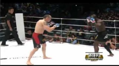 Melvin Manhoef vs Denis Kang