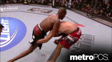 Jon Jones довършва Lyoto Machida