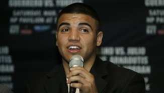 Виктор Ортиз: Писна ми да слушам за Пакяо