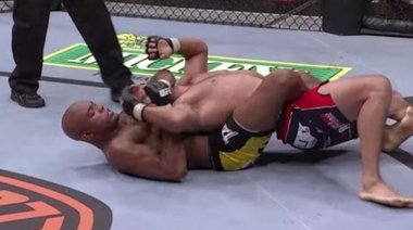 Топ 20 събмишъна в UFC