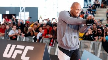 Отворени тренировки преди UFC 198