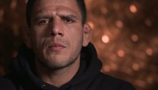 Rafael Dos Anjos - обратно към шампионската титла