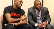 Jon Jones срещу Rashad Evans през април