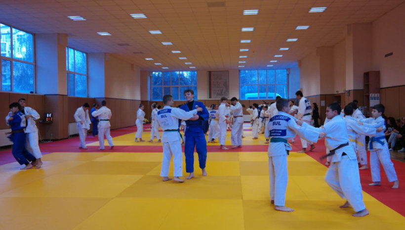 Коледен лагер за младите джудисти