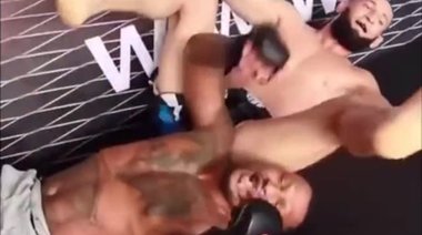 Плашещо: Хамзат Чимаев се гаври с боец от Bellator