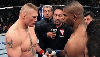 Alistair Overeem TKOs Brock Lesnar