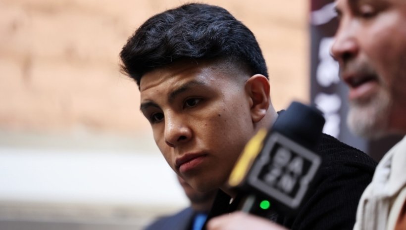 Де ла Оя прогнозира победа на Мунгуя над 'завистливия' Алварес