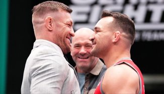 Конър Макгрегър и Майкъл Чандлър правят пресконференция в Дъблин на 3-ти юни