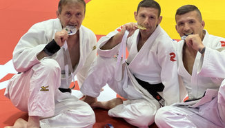 Злато и два сребърни медала за ветераните по джудо от Евро 2024