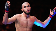 Мохамед Мокаев изгонен от UFC заради преговори с PFL
