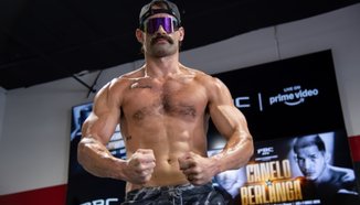 Тревър Маккамби цели шокираща победа над Кейлъб Плант 14 септември