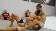 Хамзат Чимаев победи Люк Рокхолд в приятелски мач по BJJ