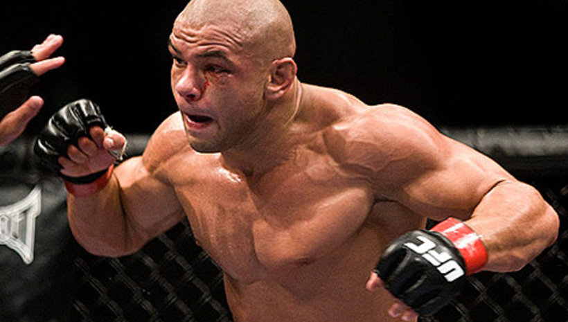 Thiago Alves срещу Yoshihiro Akiyama в UFC 149