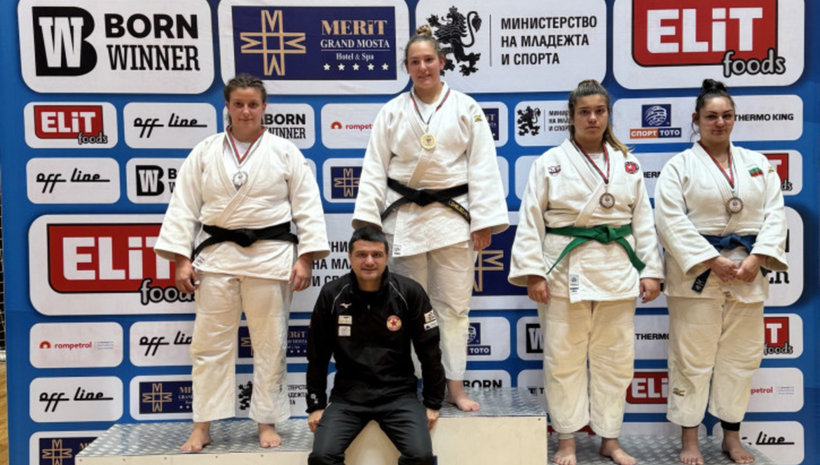 Локомотив-София с две титли при мъжете