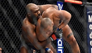 'Трябва да тренирам по-усилено' Сирил Ган се осъзнал след загубата от Джоунс