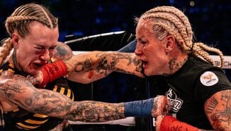 Бек Роулингс с петрундов побой над Тейлър Старлинг в BKFC KnuckleMania 5