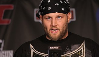 Ben Rothwell поиска Overeem след завръщането