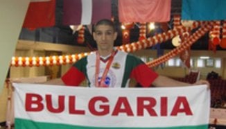 Победи за България в първите мачове за "Купата на Краля"