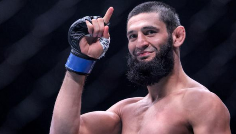 Непобеденият 'Borz' срещу краля на средната категория Дрикус дю Плесис