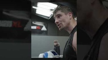 Еди Хол тренира с Рико Верховен!